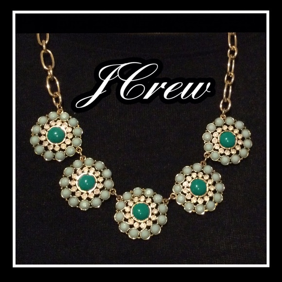 None Jewelry - J Crew Factory Green Statement Necklace💚